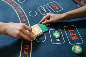Tampilan seru sportsbook dan live casino di surgadewa